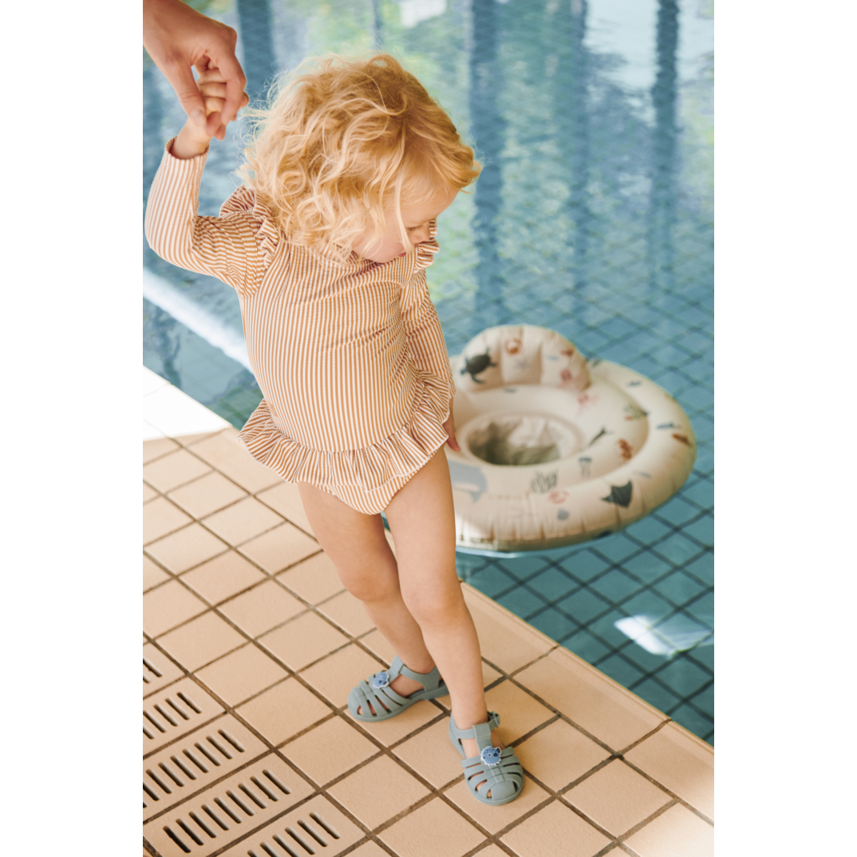 Liewood BRE Sandalen mit Charms - Puffer / peppermint - Strandsandalen
