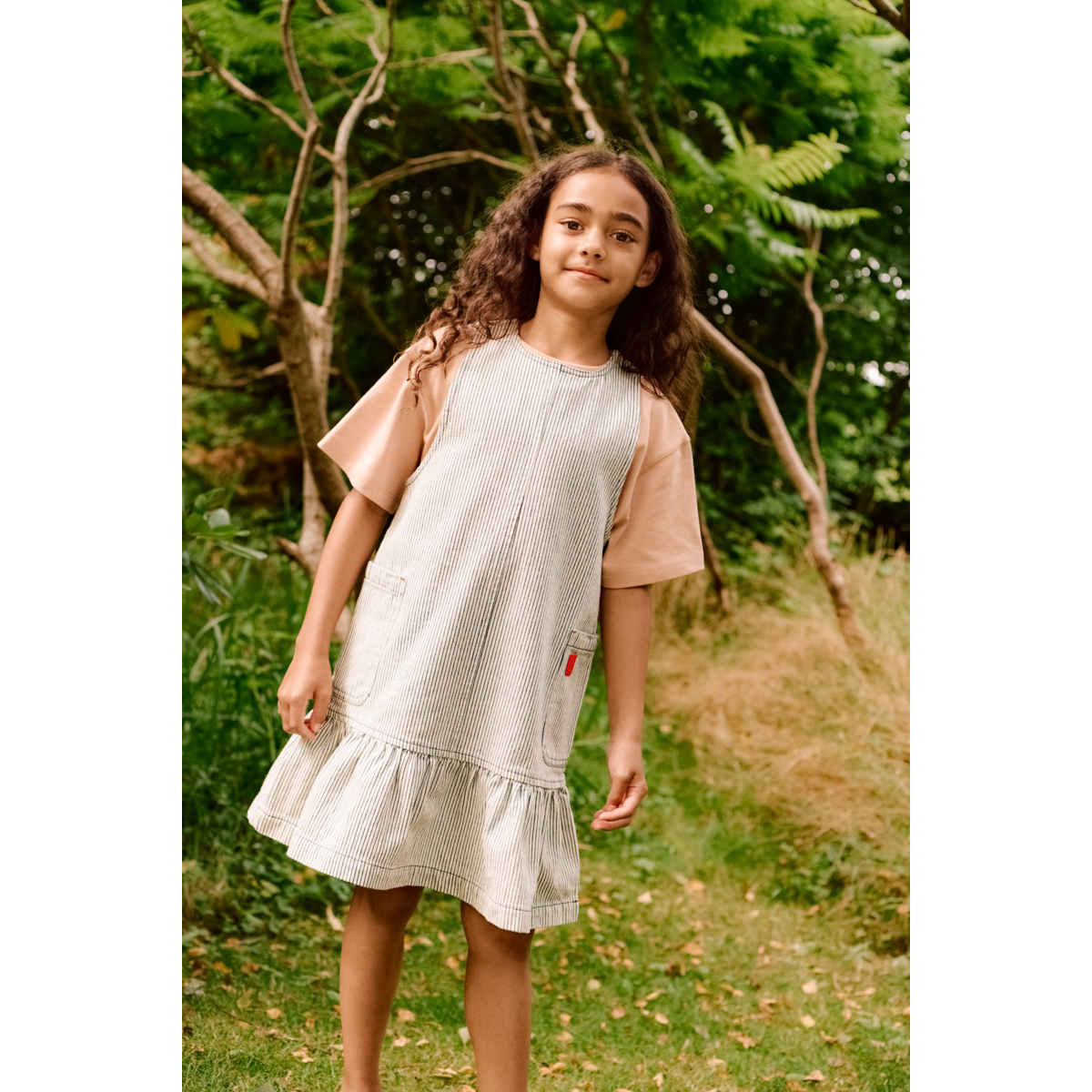 Liewood ANGELICA Gestreiftes Denim-Rüschenkleid - Classic navy / Creme de la creme - Kleid