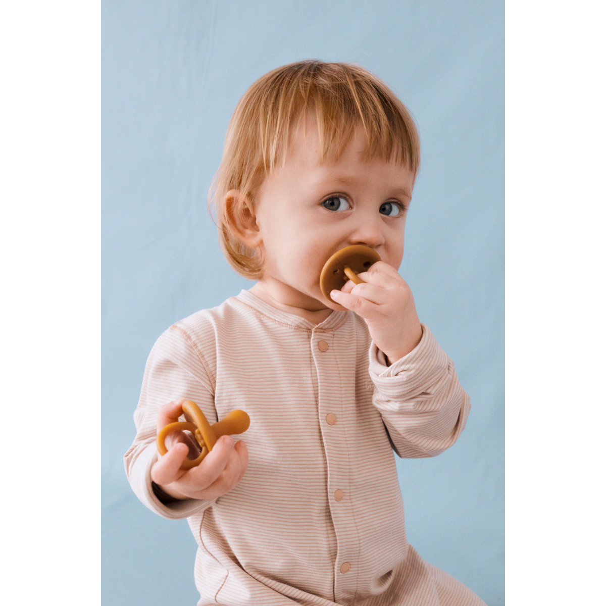 Liewood BIRK Grow Gestreifter Pyjama-Einteiler - Y/D Sandy / Pale tuscany stripe - Pyjama-Jumpsuit